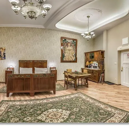 Art Nouveau *